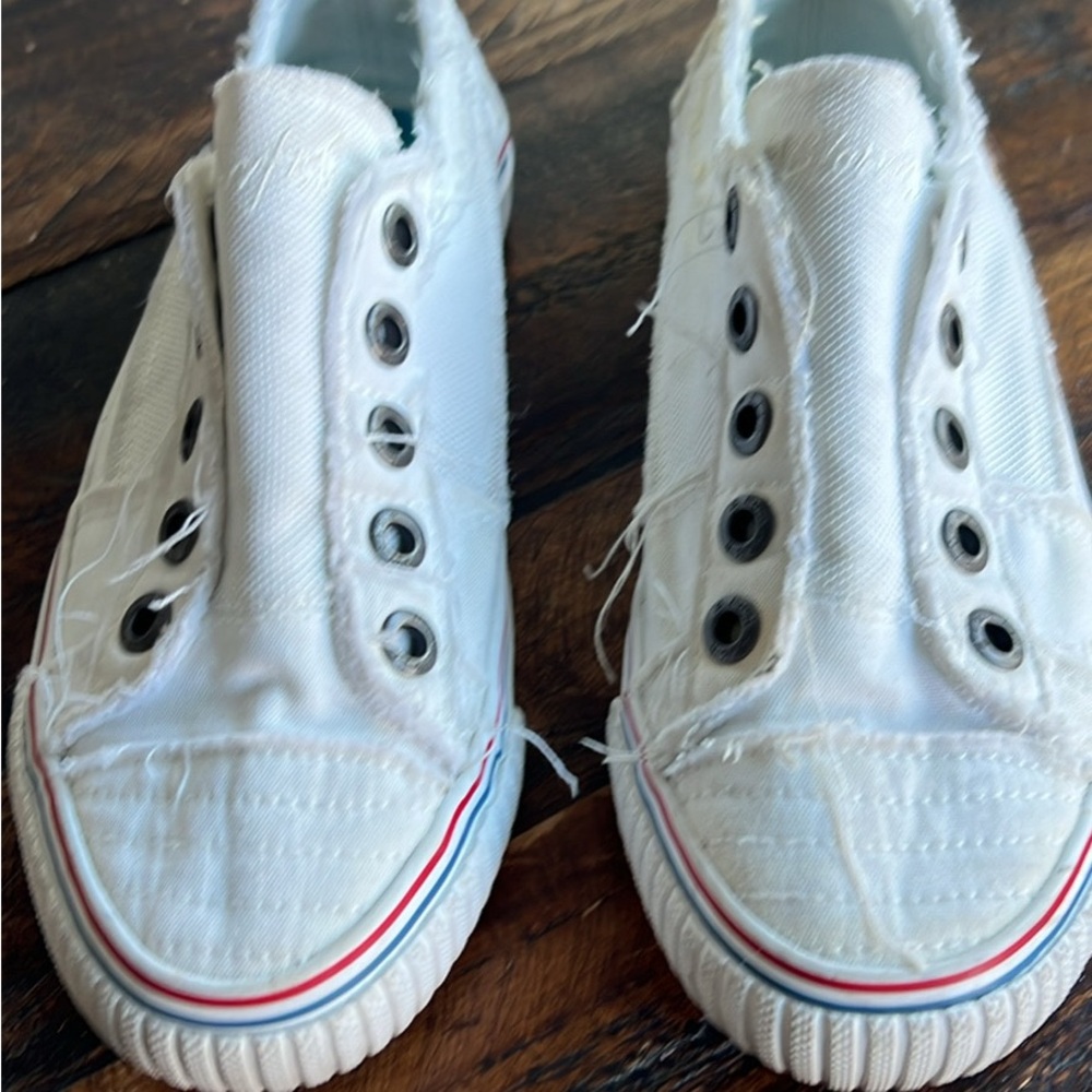 Malibu White Canvas Slip-On Sneakers